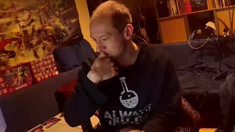 Sven online show from December 2025 03:22:02 AM