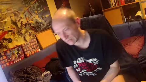 _svenerd_____ online show from April 2026 11:50:01 PM