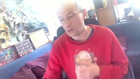 _svenerd_____ online show from May 2026 12:10:01 PM