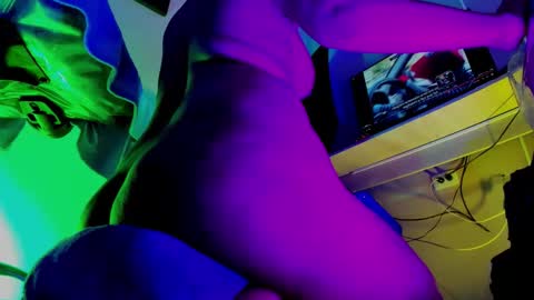 Kuromi online show from December 2025 05:03:01 AM