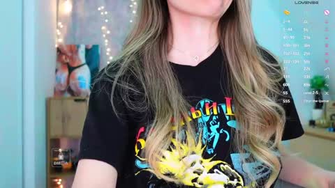 Dasha  online show from April 2026 06:25:02 AM