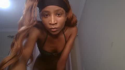 _sweetebony_r online show from February 2026 07:48:02 AM