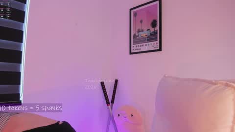 _tammarra_ online show from February 2026 06:18:01 PM