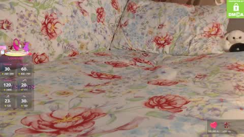 Mia online show from April 2026 04:46:01 AM