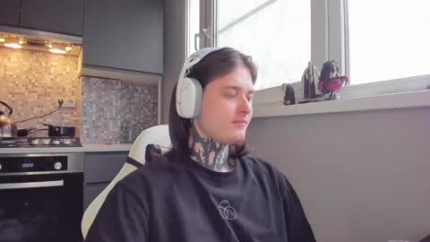 _torfin_ online show from March 2025 05:54:01 AM