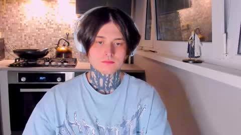 _torfin_ online show from March 2026 08:22:02 PM