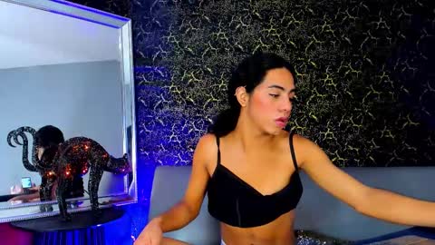 Valeria Montes online show from October 2025 07:36:02 PM