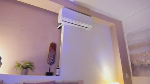 Victoria online show from April 2026 12:38:02 PM