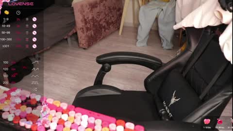 Alis online show from April 2026 04:34:01 AM