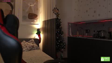 Kristina online show from December 2024 01:22:02 PM