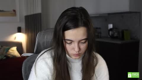 Kristina online show from October 2025 12:04:02 PM