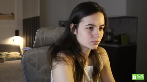 Kristina online show from November 2025 11:22:01 AM