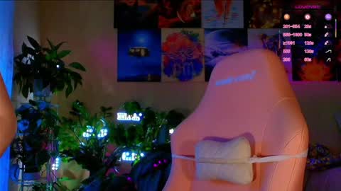 Enni online show from April 2026 05:18:02 AM