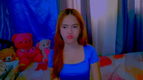 _xxlilly online show from May 2026 07:47:02 AM