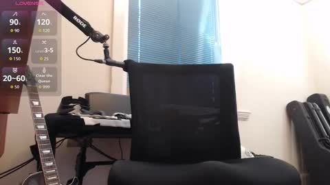 _xxrockstarloverxx_ online show from October 2025 09:35:02 PM