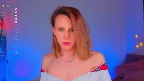 LITTLE FOX online show from April 2026 08:36:02 PM