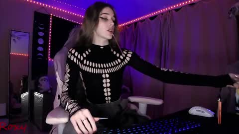Snapshot of _yourwetdreams_ chatting on April 2026 03:14:02 PM Roxy online show from April 2026 03:14:02 PM