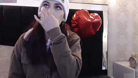 Yuyi online show from February 2025 11:16:02 AM