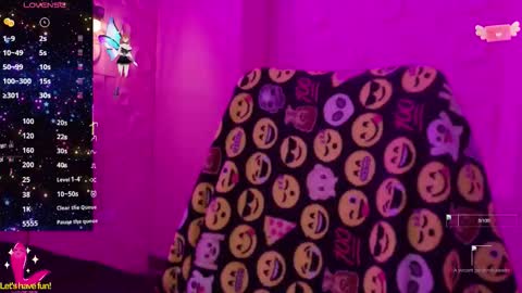 Yuyi online show from November 2025 12:16:02 PM