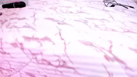 _zoe19_ online show from November 2025 11:32:02 AM