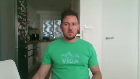 Snapshot of a3cuadros chatting on June 2026 03:50:02 PM a3cuadros online show from June 2026 03:50:02 PM