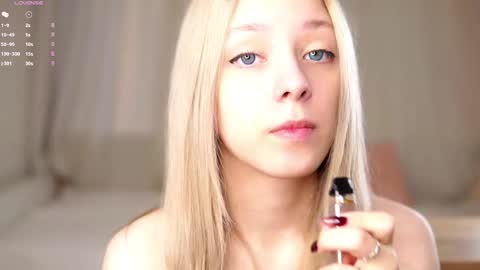 Luna online show from February 2026 01:37:01 AM