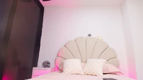 Aisha online show from October 2025 11:58:01 AM