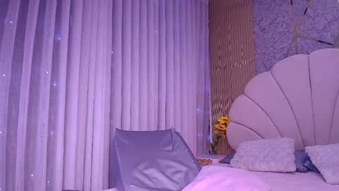 Aisha online show from May 2026 12:01:01 PM