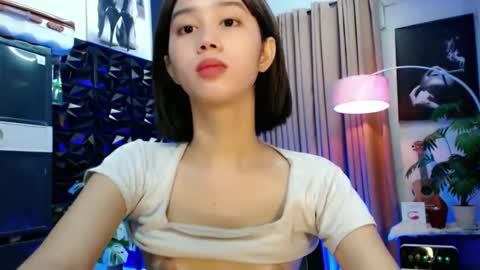 Lovely Yana  online show from April 2026 05:32:02 AM