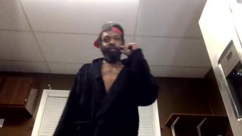 a_rizzy85 online show from May 2026 05:03:02 AM