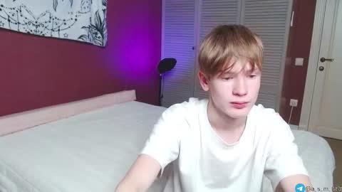 Snapshot of a_s_m_ chatting on September 2025 06:19:02 PM Kris Michael online show from September 2025 06:19:02 PM