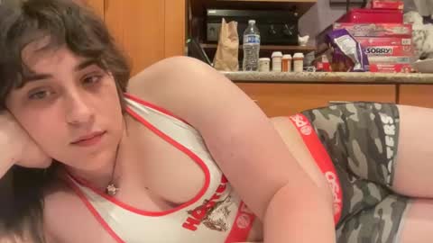 a_wild_camo_maid online show from January 2025 05:53:01 AM