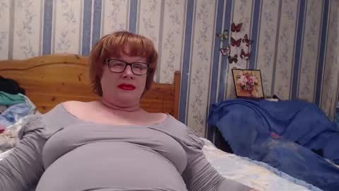 NINA online show from November 2025 11:32:02 PM