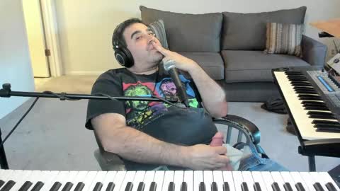 Snapshot of aaroleplayer chatting on May 2026 10:51:01 PM Aaron online show from May 2026 10:51:01 PM
