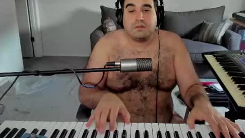 Aaron online show from July 2026 05:04:02 PM
