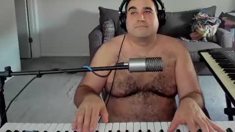 Aaron online show from August 2026 05:34:02 PM