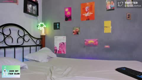 Aaron  online show from January 2025 11:07:01 PM