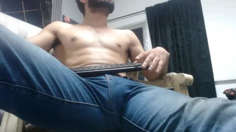 aaron_jones_1 online show from June 2026 03:55:01 AM