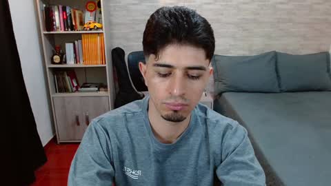 Aaron online show from December 2024 08:55:01 PM