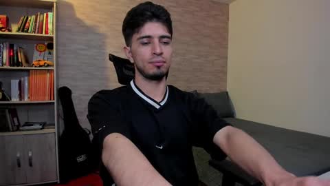 Aaron online show from March 2025 10:04:02 PM