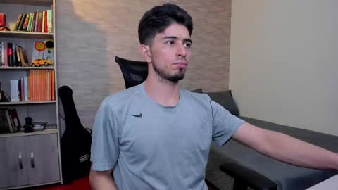 Aaron online show from March 2025 09:29:01 PM