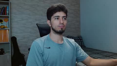 Aaron online show from September 2025 06:09:02 PM