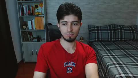 Aaron online show from September 2025 05:17:01 PM