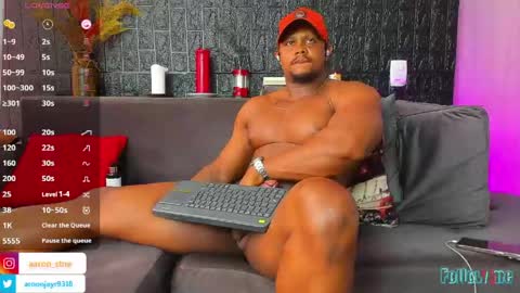 Snapshot of aaron_st chatting on May 2026 06:34:02 PM Aaron online show from May 2026 06:34:02 PM