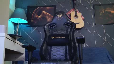 Aaron online show from February 2026 07:26:01 AM