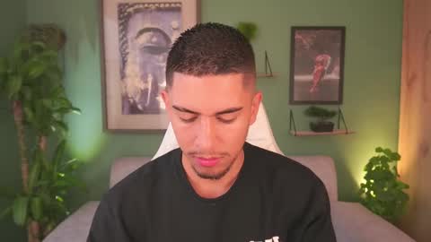 AARON  online show from February 2025 11:42:02 AM