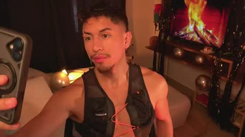 AARON  online show from June 2026 09:59:02 PM
