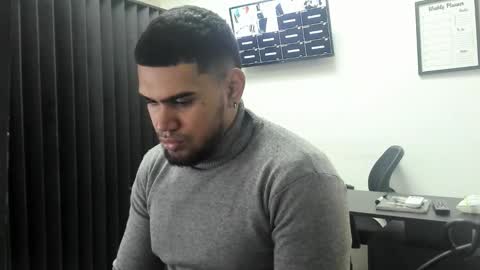 ig aaron hunter123 online show from February 2026 02:27:02 PM