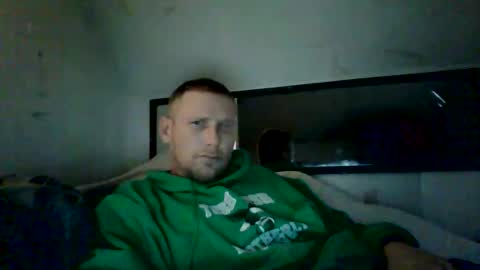 Snapshot of aaronmc5 chatting on November 2025 08:41:01 PM aaronmc5 online show from November 2025 08:41:01 PM