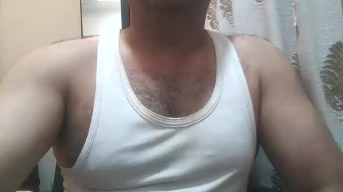 aavjo1 online show from October 2025 02:48:01 PM